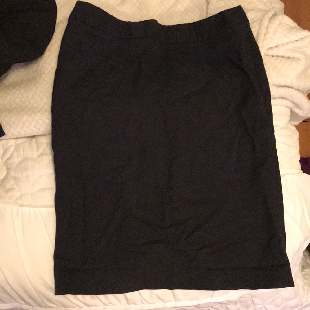 Black pencil skirt (formal)